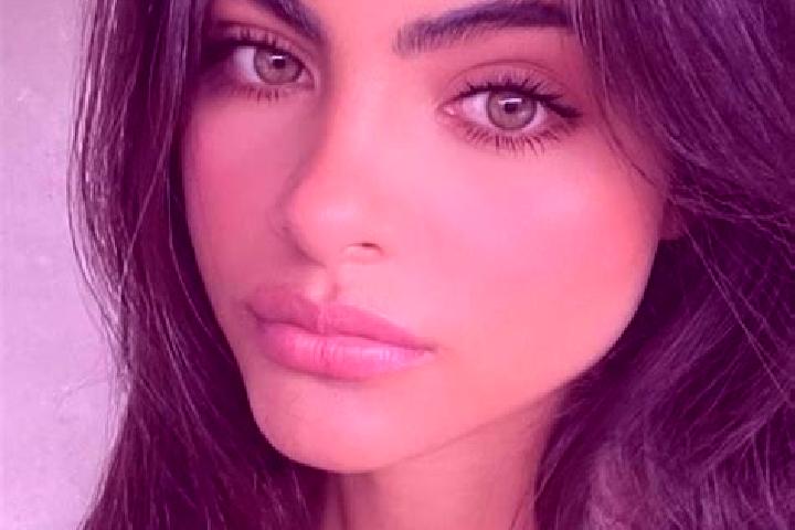 Layla, 34, a chestnut hazel-eyed indian companion based in Seupakat. Offering Deep French Kissing, GFE, Dinner Date. Available for incall and outcall, day an...