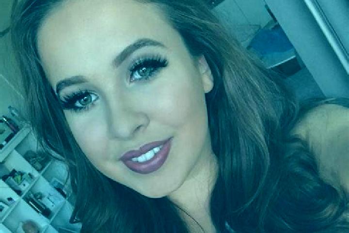Layla, 34, a red dark-eyed slavic companion based in Rio Frio de Juarez. Offering CIM, GFE, Duos, Girlfriend Experience. Available for incall and outcall, ov...