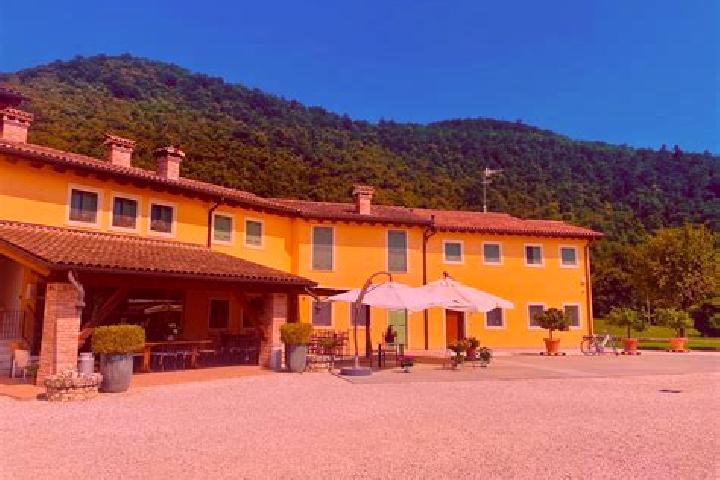 Layla, 34 — Escort in Cavaso del Tomba, Italy