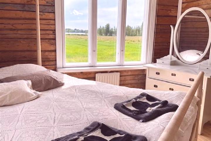 Layla, 34 — Escort in Etelae-Kyttaelae, Finland