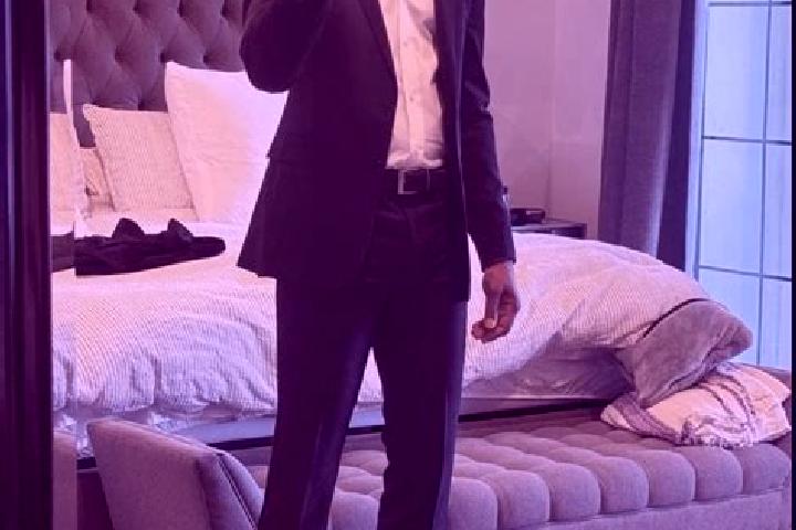 Layla, 35, a black dark-eyed mixed companion based in Barbuceni. Offering Roleplay, Deep French Kissing, Dinner Date, BDSM, Couples. Available for incall and...