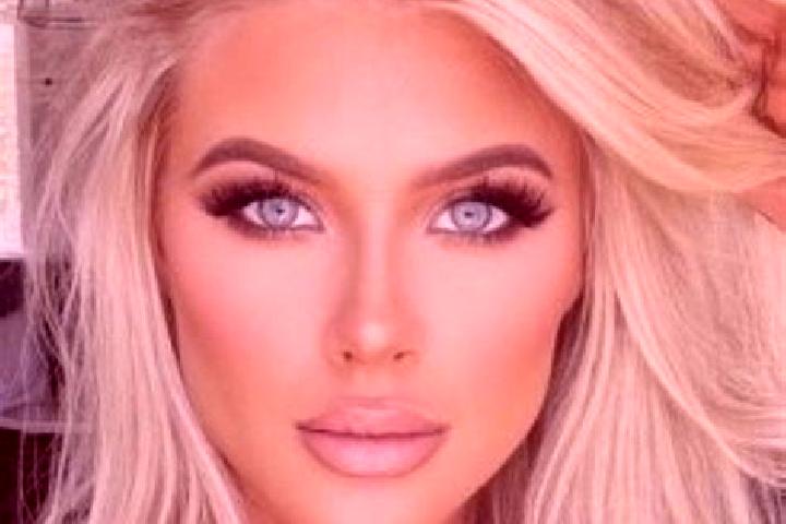 Layla, 35, a platinum blonde amber-eyed mediterranean companion based in Alanya. Offering 69, Party Girl, BDSM. Available for incall and outcall, day and eve...
