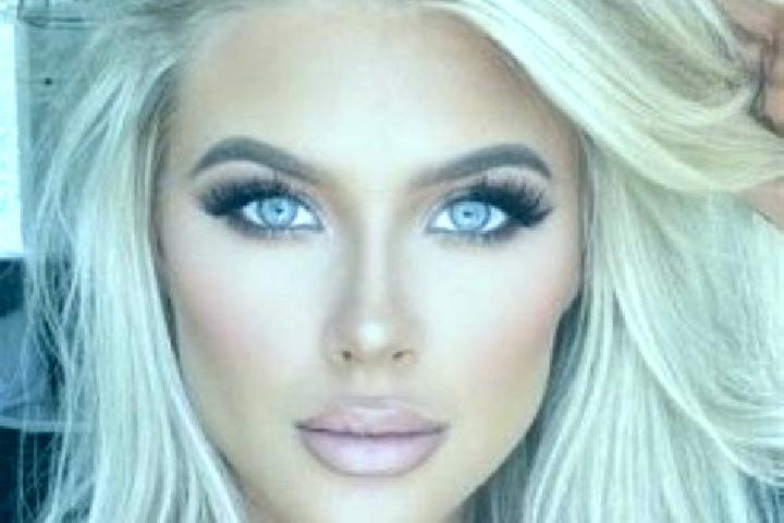 Layla, 35, a platinum blonde blue-eyed caribbean companion based in Melverode. Offering Party Girl, Fetish, Striptease, Tantra. Available for incall and outc...