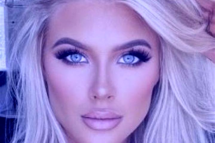 Layla, 35, a platinum blonde dark-eyed ebony companion based in La Victoria. Offering A-Level, Striptease, Tantra, Duos. Available for incall and outcall, da...
