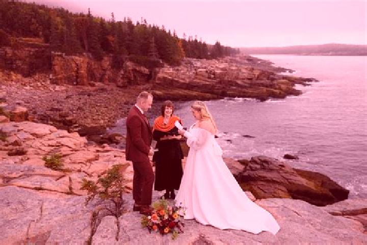 Layla, 35 — Escort in Acadia, Canada