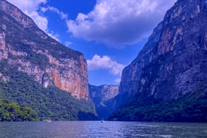 Layla, 35 — Escort in Acapetahua, Mexico