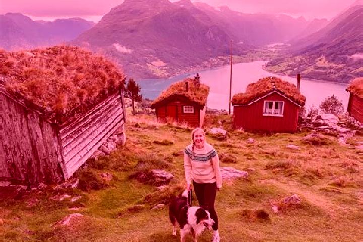 Layla, 35 — Escort in Bjorkelangen, Norway