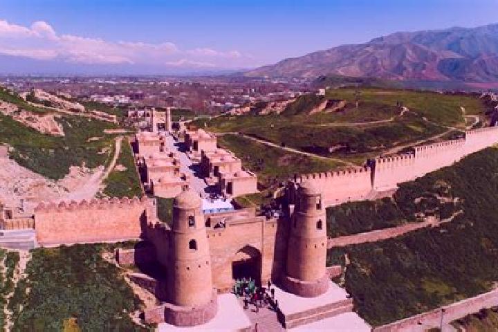 Layla, 35 — Escort in Hisor, Tajikistan