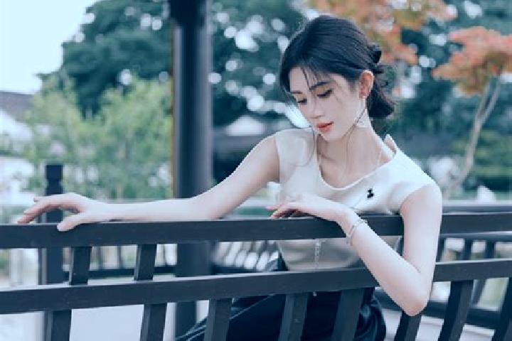 Layla, 35 — Escort in Huarong, China