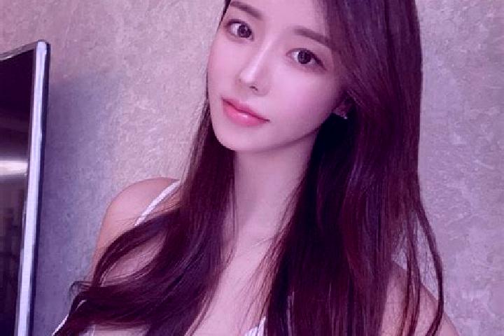 Layla, 35 — Escort in Miao ai, China
