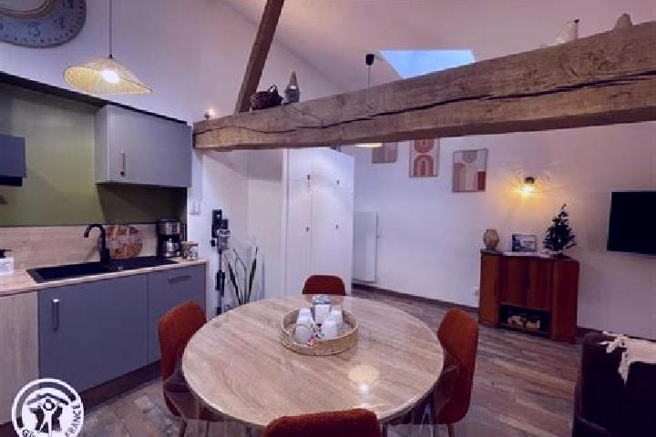 Layla, 35 — Escort in Noyers-Saint-Martin, France