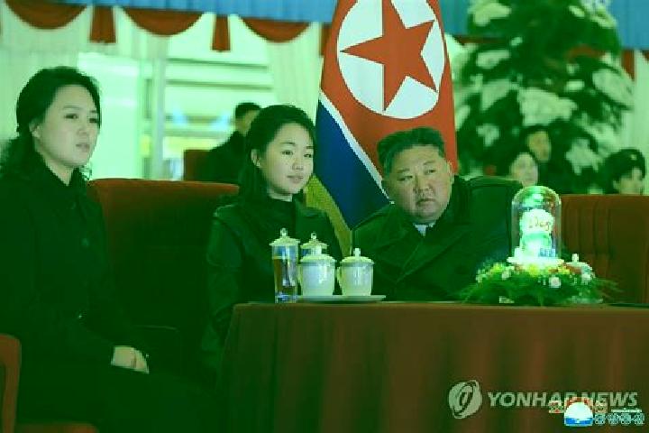 Layla, 35 — Escort in Songnae-ri, North Korea