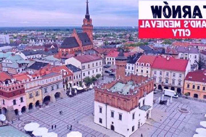 Layla, 35 — Escort in Tarlow, Poland