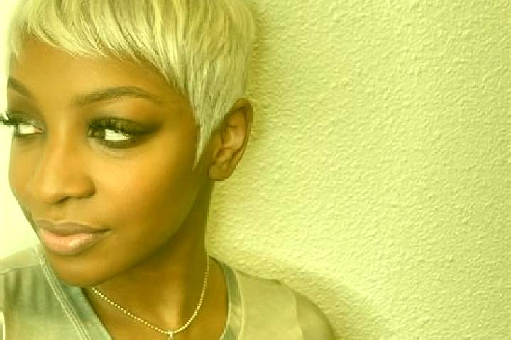 Layla, 36, a platinum blonde amber-eyed ebony companion based in Avonhead. Offering Domination, Fetish, Couples, Striptease. Available for incall and outcall...