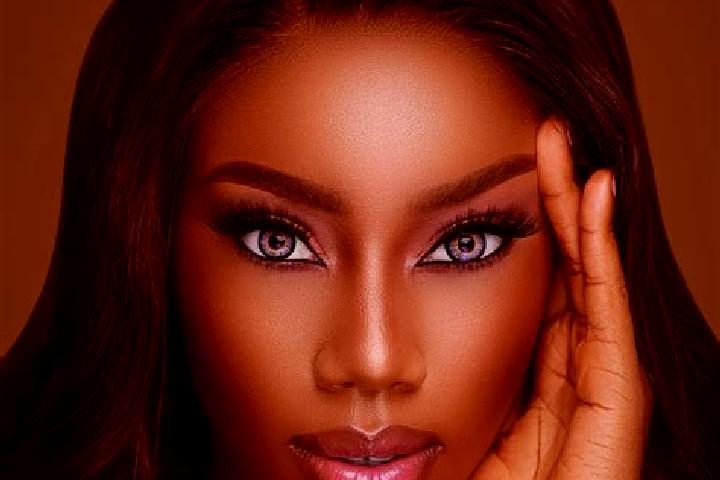 Layla, 36, a red blue-eyed ebony companion based in Canadian. Offering Travel Companion, Fetish, Erotic Massage. Available for incall and outcall, overnight ...