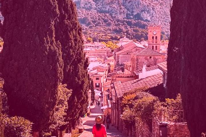 Layla, 36 — Escort in Pollenca, Spain