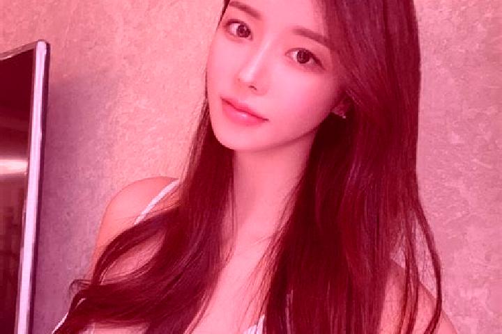 Layla, 36 — Escort in Sangesi, China