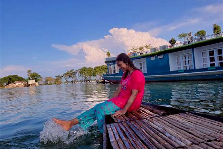 Layla, 36 — Escort in Sunamganj, Bangladesh
