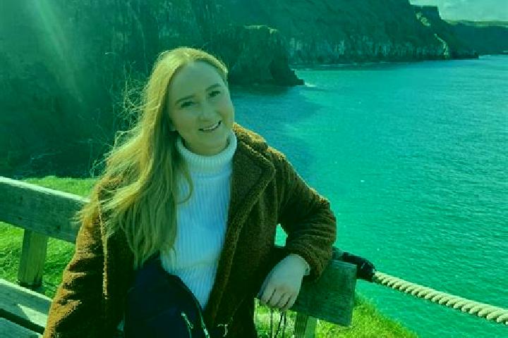Layla, 37, a auburn hazel-eyed caribbean companion based in Hopwood. Offering Travel Companion, Overnight, OWO. Available for incall and outcall, day and eve...