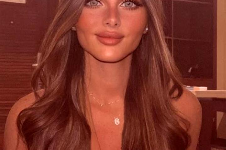 Layla, 37, a brunette brown-eyed european companion based in Qorasuv. Offering Travel Companion, GFE, 69. Available for incall and outcall, day and evening d...