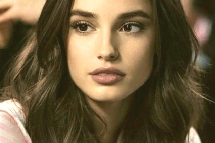 Layla, 37, a brunette brown-eyed middle eastern companion based in Kafr Thulth. Offering Striptease, CIM, GFE, BDSM. Available for incall and outcall, overni...