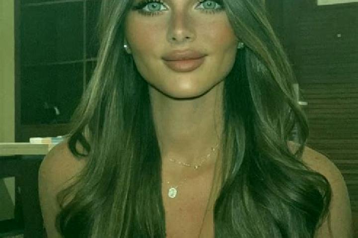 Layla, 37, a brunette dark-eyed ebony companion based in Bigastro. Offering Domination, 69, CIM. Available for incall and outcall, overnight bookings available.