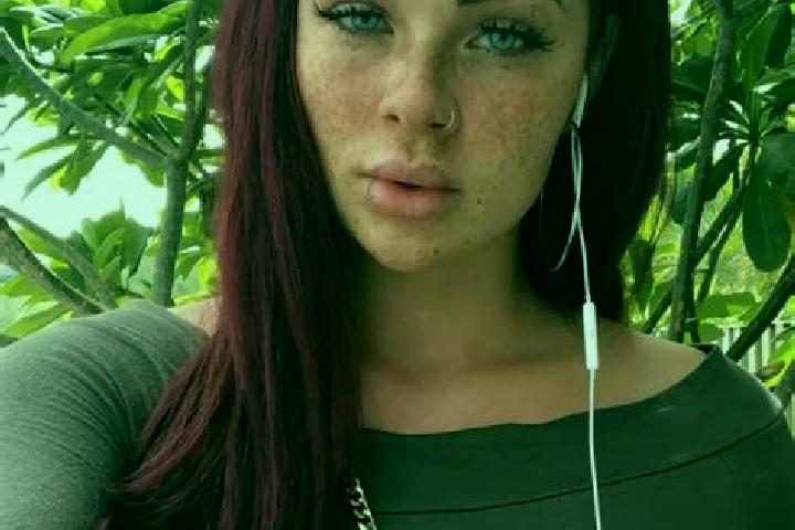 Layla, 37, a red green-eyed caribbean companion based in La Higuerita. Offering A-Level, BDSM, Travel Companion. Available for incall and outcall, day and ev...