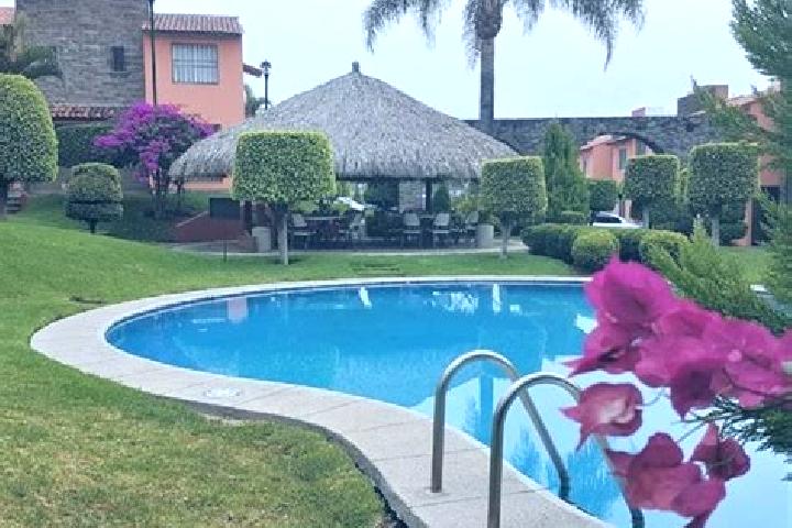 Layla, 37 — Escort in Ahuatlan, Mexico