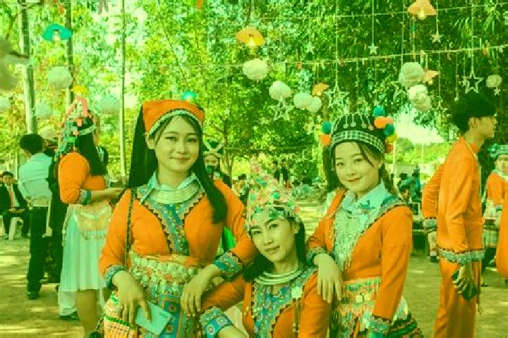 Layla, 37 — Escort in Ban Muang-Et, Laos