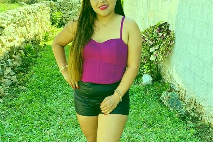 Layla, 37 — Escort in Buctzotz, Mexico