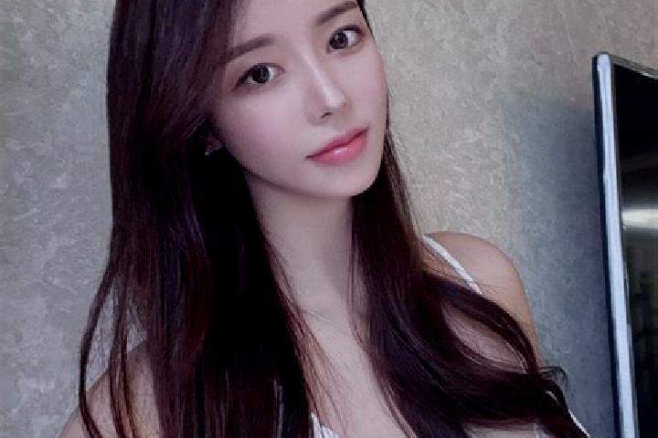 Layla, 37 — Escort in Jietou, China