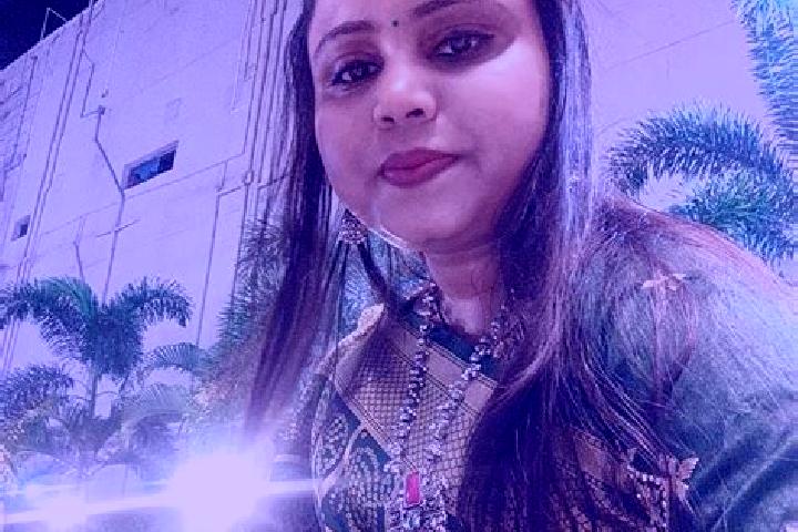 Layla, 37 — Escort in Loniya, India