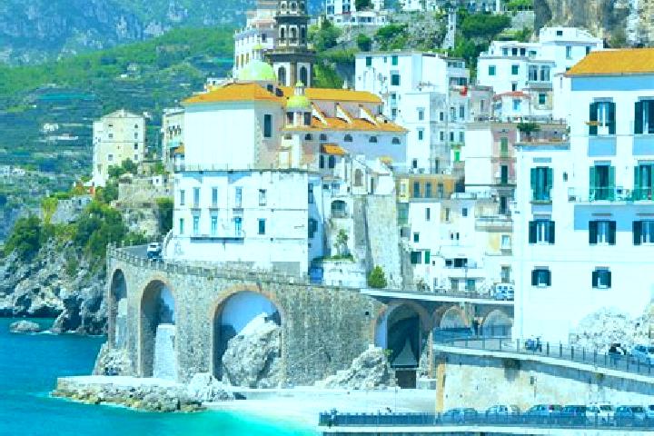 Layla, 37 — Escort in Manera, Italy