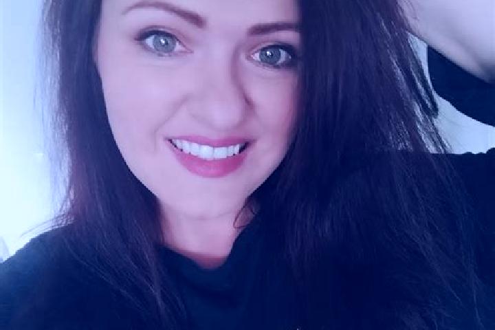 Layla, 37 — Escort in Mimon, Czech Republic