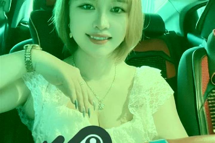 Layla, 37 — Escort in Thuan Thanh, Vietnam