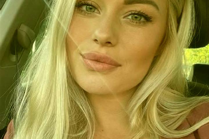 Layla, 38, a blonde hazel-eyed mediterranean companion based in Shikaoi. Offering Party Girl, 69, Fetish, Deep French Kissing, Dinner Date. Available for inc...