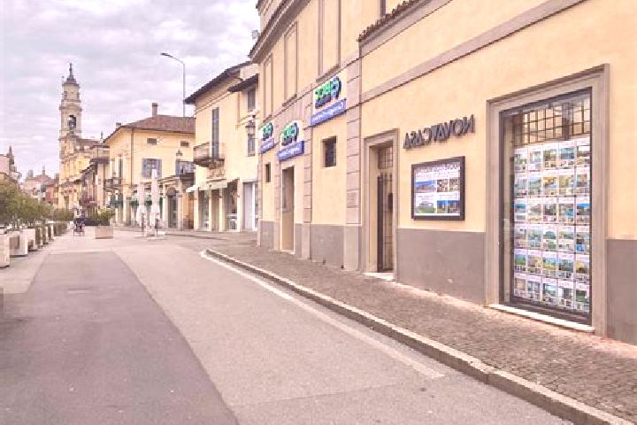 Layla, 38 — Escort in Castelvetro Piacentino, Italy