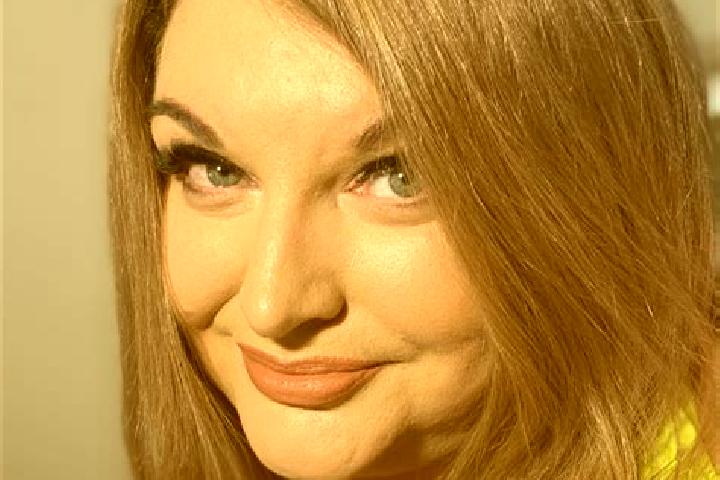 Layla, 38 — Escort in Strachocin-Wojnow, Poland