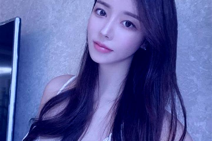 Layla, 38 — Escort in Zhengkou, China