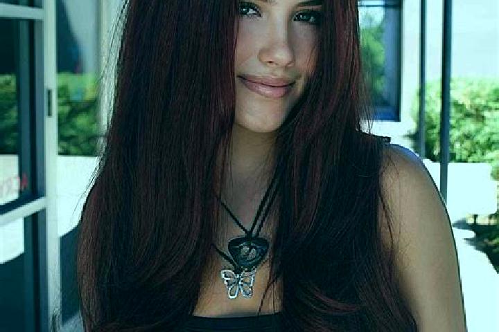 Layla, 39, a auburn dark-eyed mixed companion based in Vicentinopolis. Offering GFE, Couples, Party Girl, Roleplay, Travel Companion. Available for incall an...