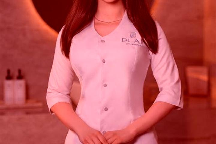 Layla, 39, a dark blonde amber-eyed mixed companion based in Casavitola. Offering Tantra, Erotic Massage, Travel Companion, 69. Available for incall and outc...