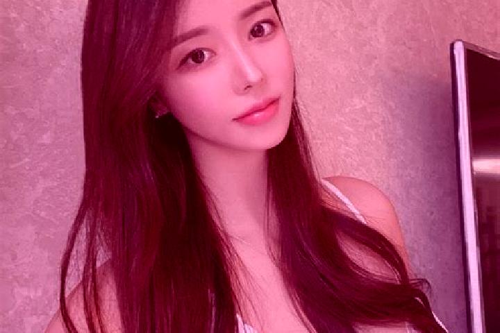 Layla, 39 — Escort in Jiantian, China
