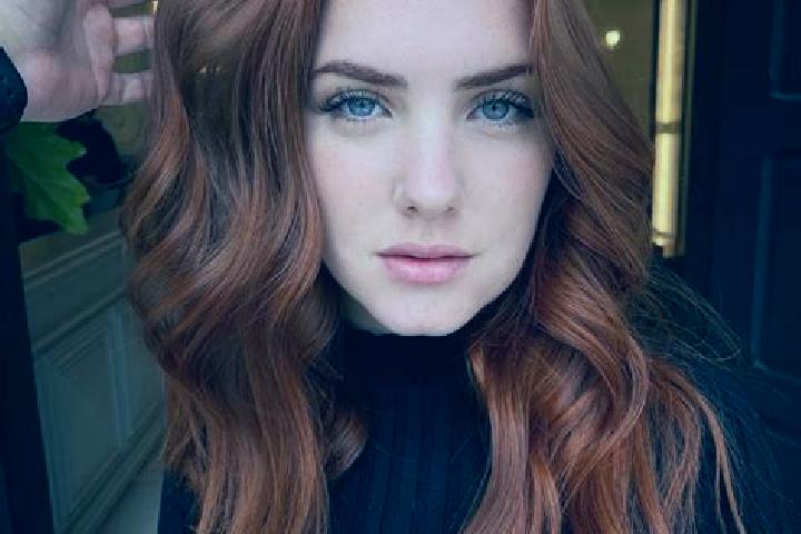 Lillian, 20, a auburn blue-eyed latina companion based in Pietrapaola. Offering Deep French Kissing, Girlfriend Experience, Roleplay, Duos, Striptease. Avail...