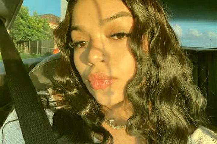 Lillian, 20, a black brown-eyed latina companion based in Estinnes-au-Val. Offering Couples, 69, Duos. Available for incall and outcall, day and evening dates.