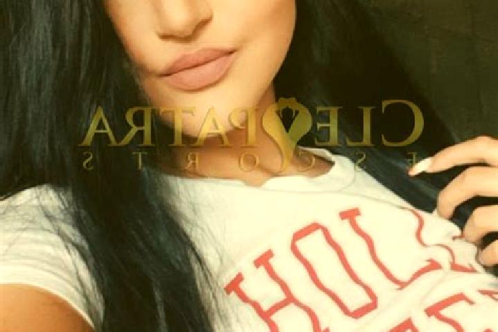 Lillian, 20, a black brown-eyed mixed companion based in Camburg. Offering OWO, Domination, Overnight, Striptease, BDSM. Available for incall and outcall, da...