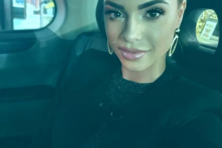 Lillian, 20, a black grey-eyed european companion based in Sieblo Oula. Offering Domination, A-Level, Dinner Date. Available for incall and outcall, overnigh...