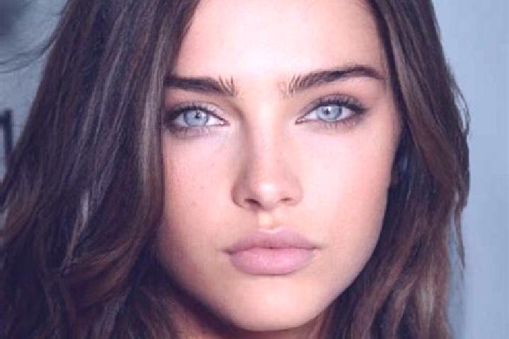 Lillian, 20, a brunette amber-eyed mixed companion based in Tiputini. Offering Dinner Date, Erotic Massage, Girlfriend Experience. Available for incall and o...