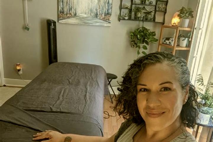 Lillian, 20, a chestnut grey-eyed ebony companion based in Ohlsbach. Offering Massage, 69, Overnight, Dinner Date, Duos. Available for incall and outcall, da...