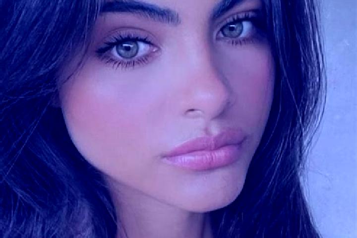 Lillian, 20, a dark blonde dark-eyed indian companion based in Fern Creek. Offering A-Level, Overnight, Party Girl. Available for incall and outcall, overnig...