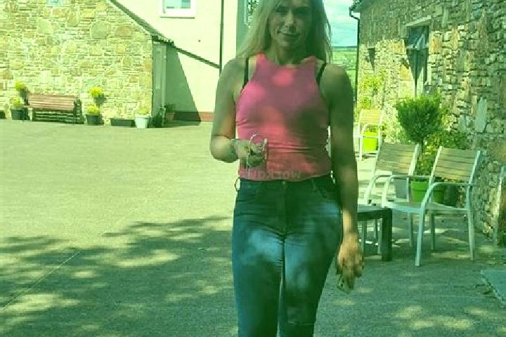 Lillian, 20 — Escort in Riverstick, Ireland